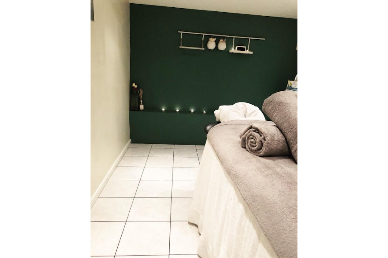 Gloss Beauty Salon image 2