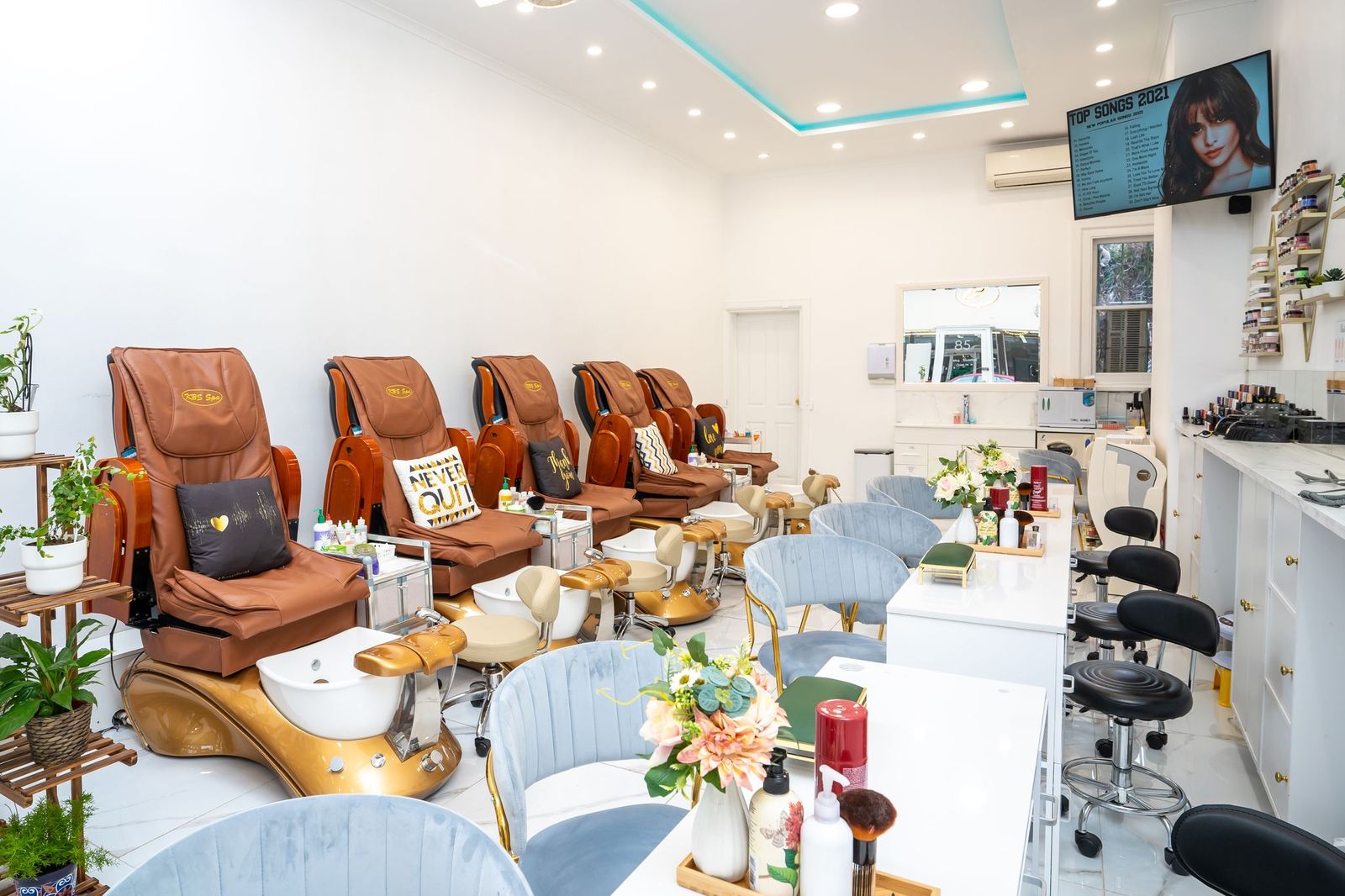 Nails and Beauty by Hannah (Nuyu) image 5