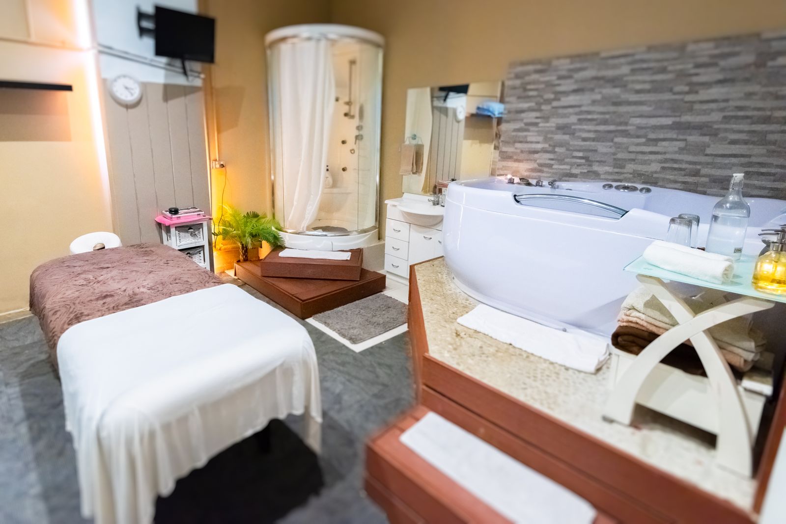 The Empire Spa image 5