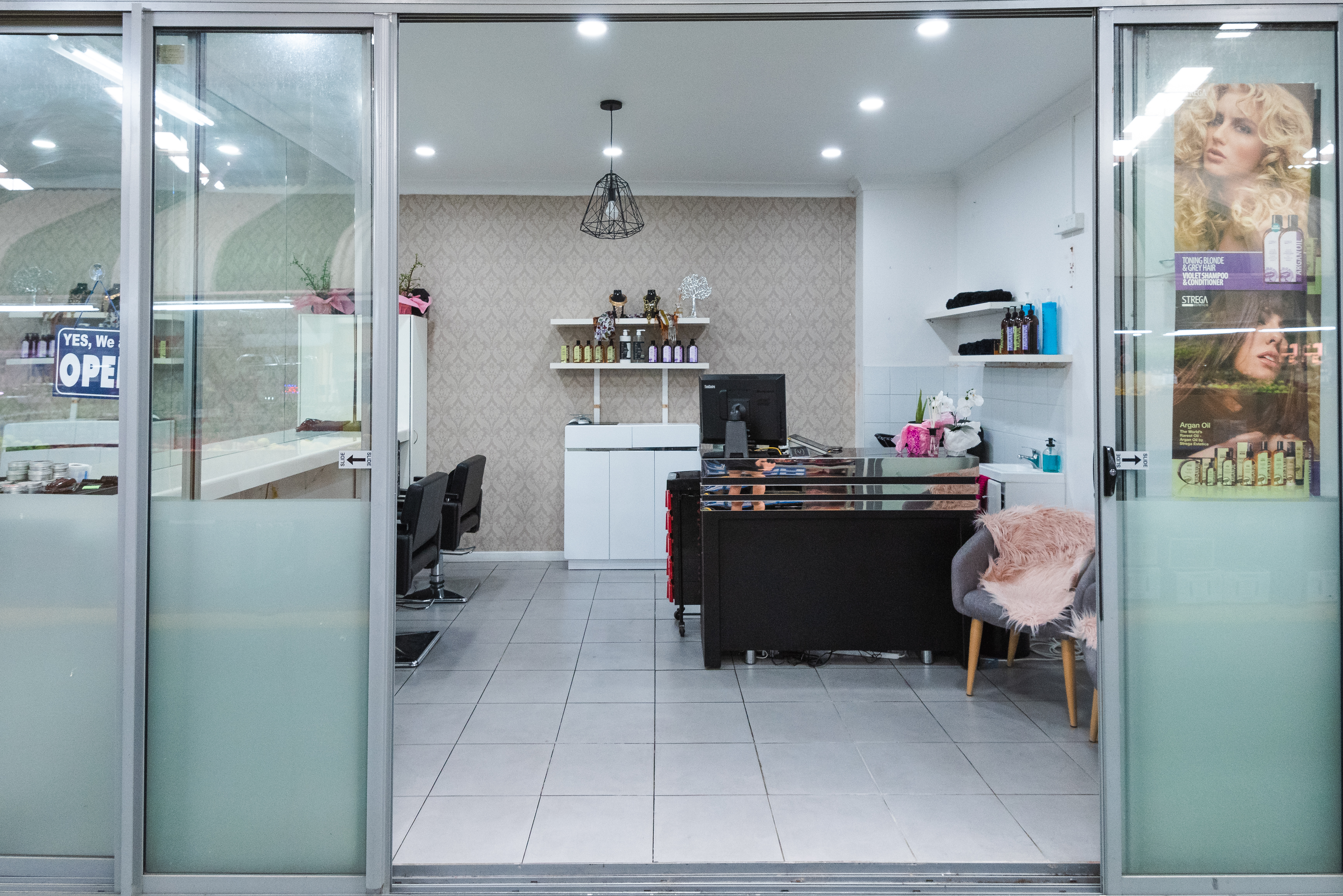 NVU Hair Artistry image 8