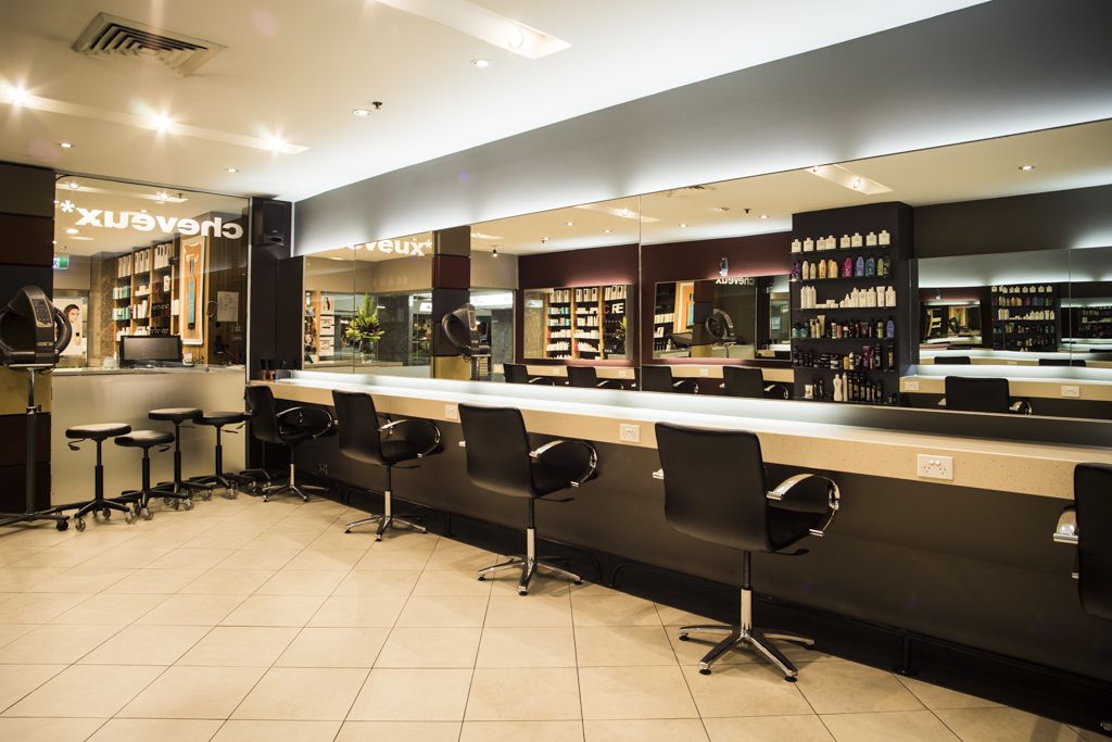 Cheveux Haircutters image 5