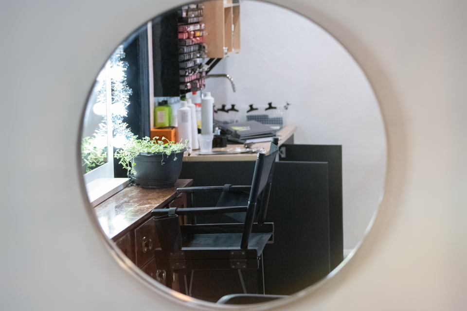 Alexa Delsa Le Petit Salon and Make up image 14