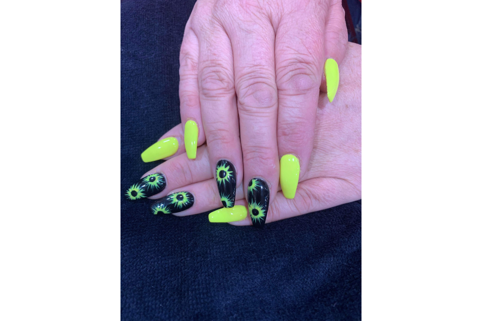 Kimmys Hair Nails & Beauty image 33