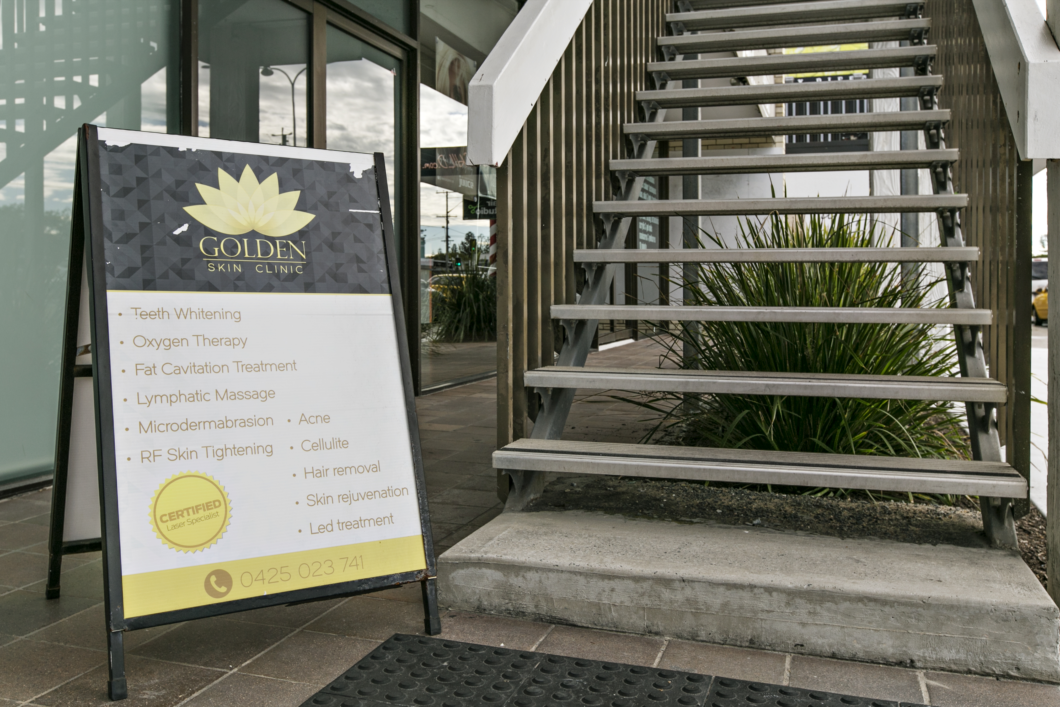 Glow Skin Treatment image 15