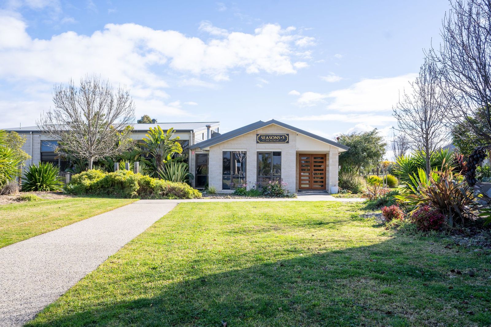 Seasons 5 Spa Retreat image 18