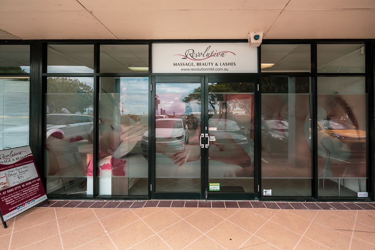 Revolution Massage Beauty & Lashes image 3