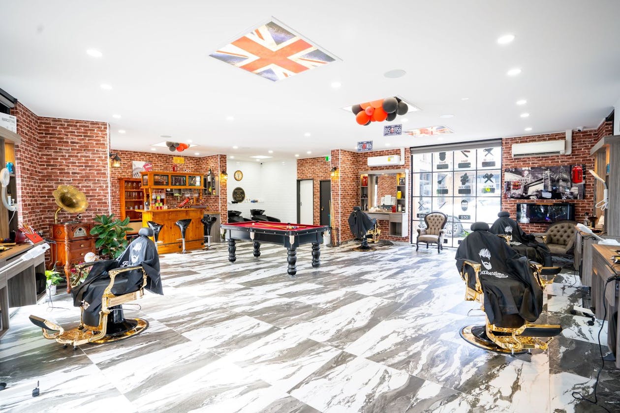 London Base Barbershop image 4