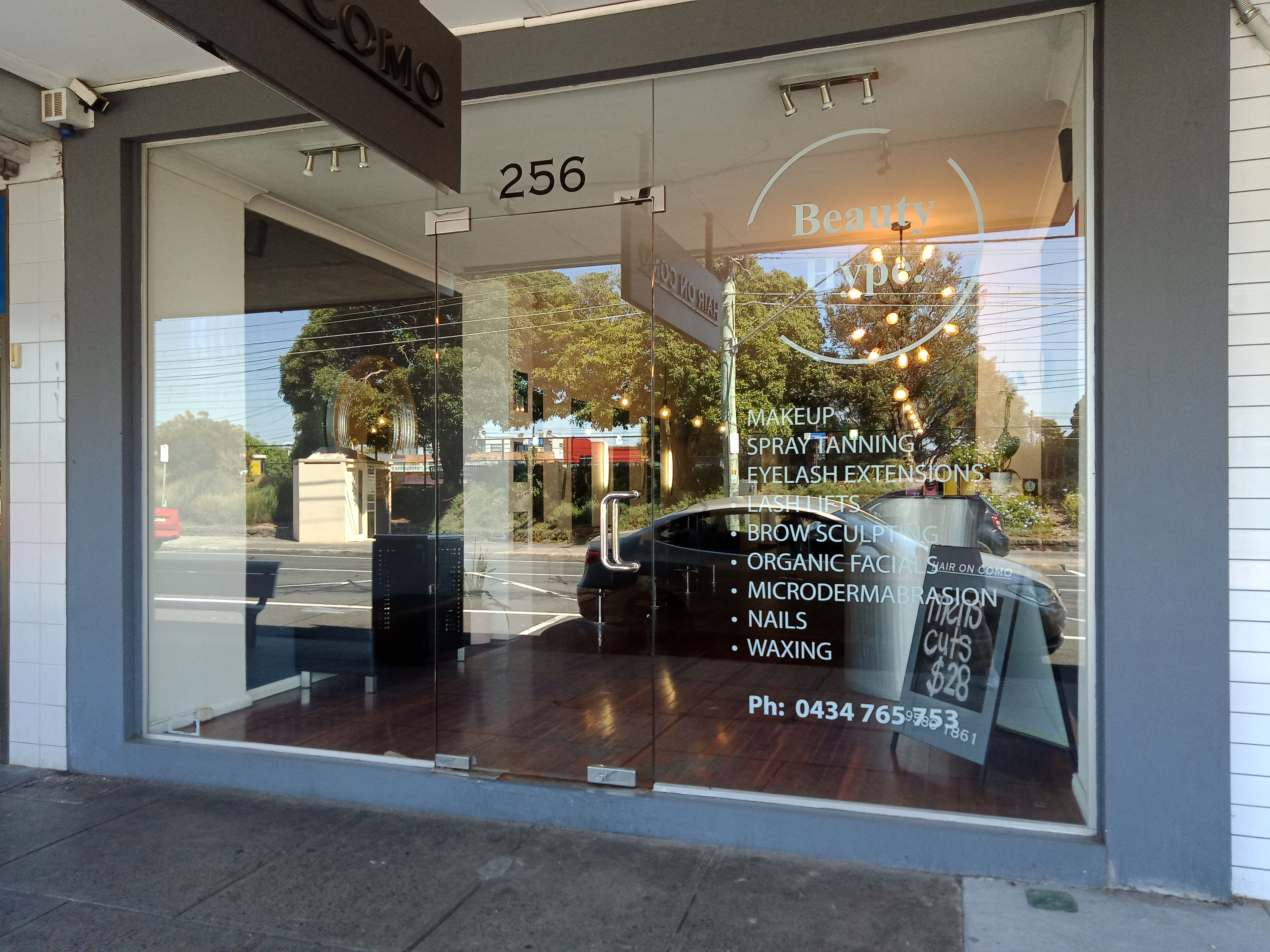 Hair on Como image 2