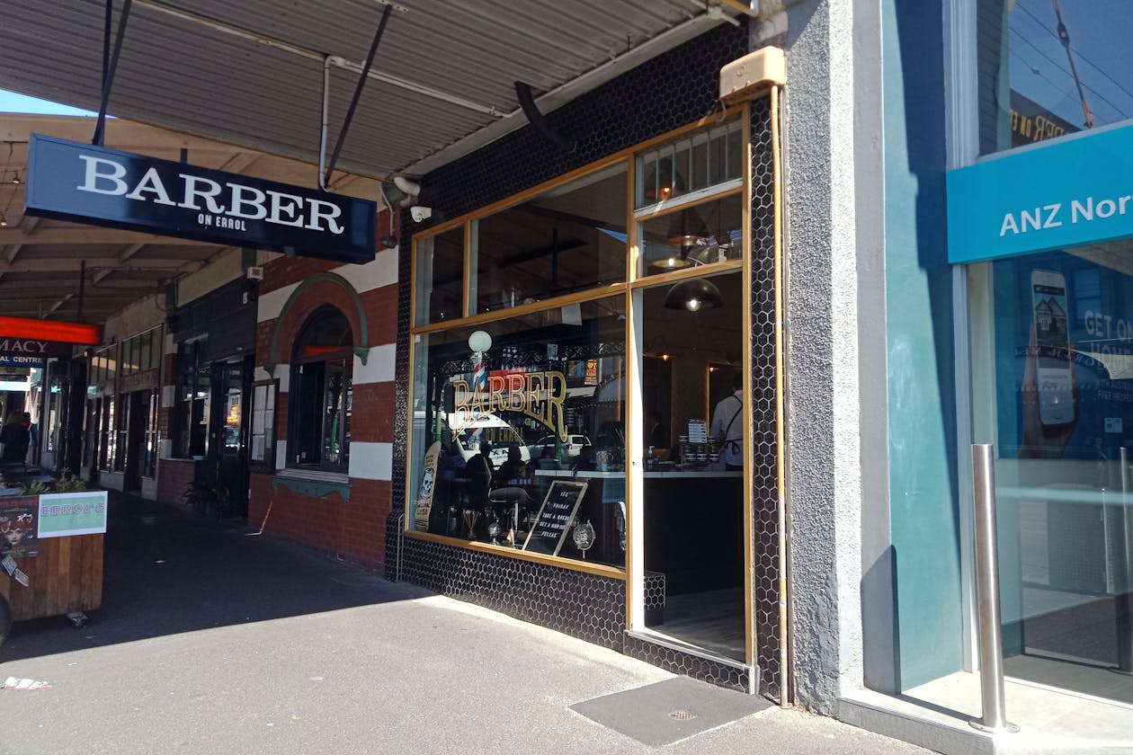 Barber On Errol image 2