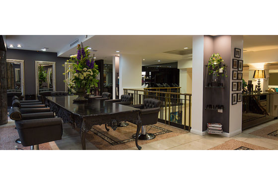 La Libertine Hair image 3