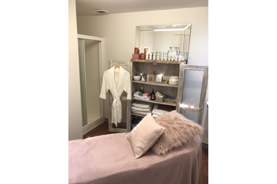 Studio Vogue Salon image 2