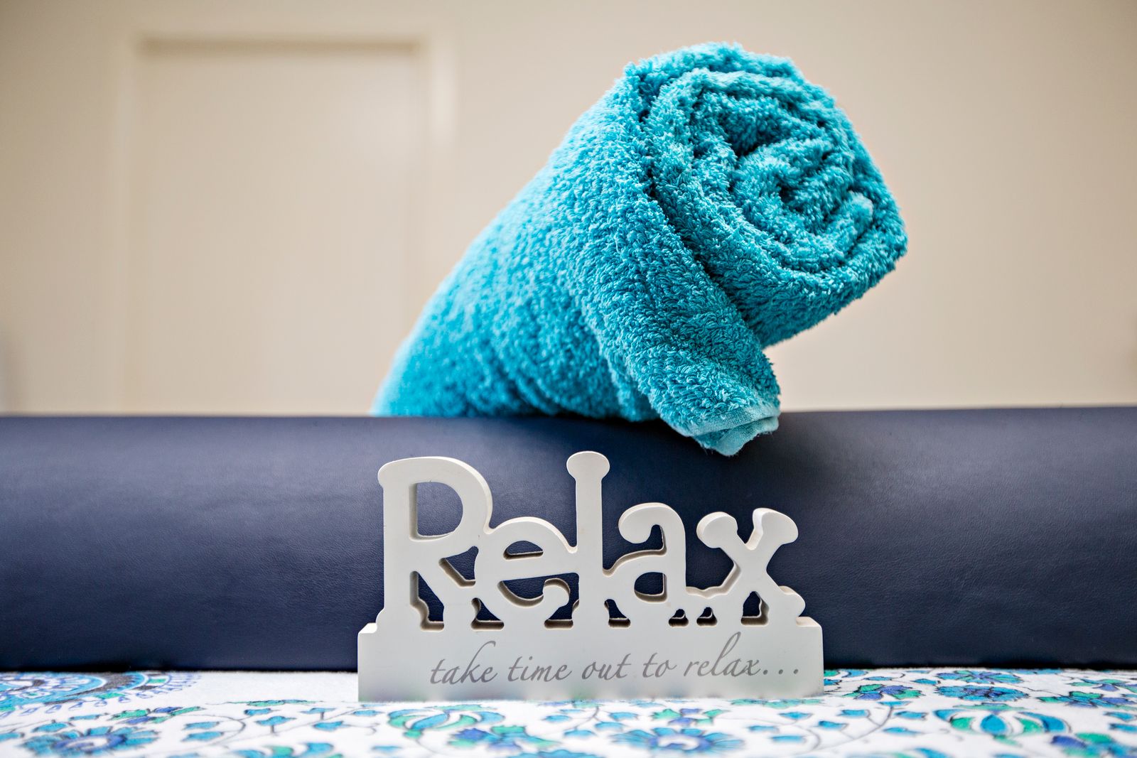 A Tight Knot Massage image 3