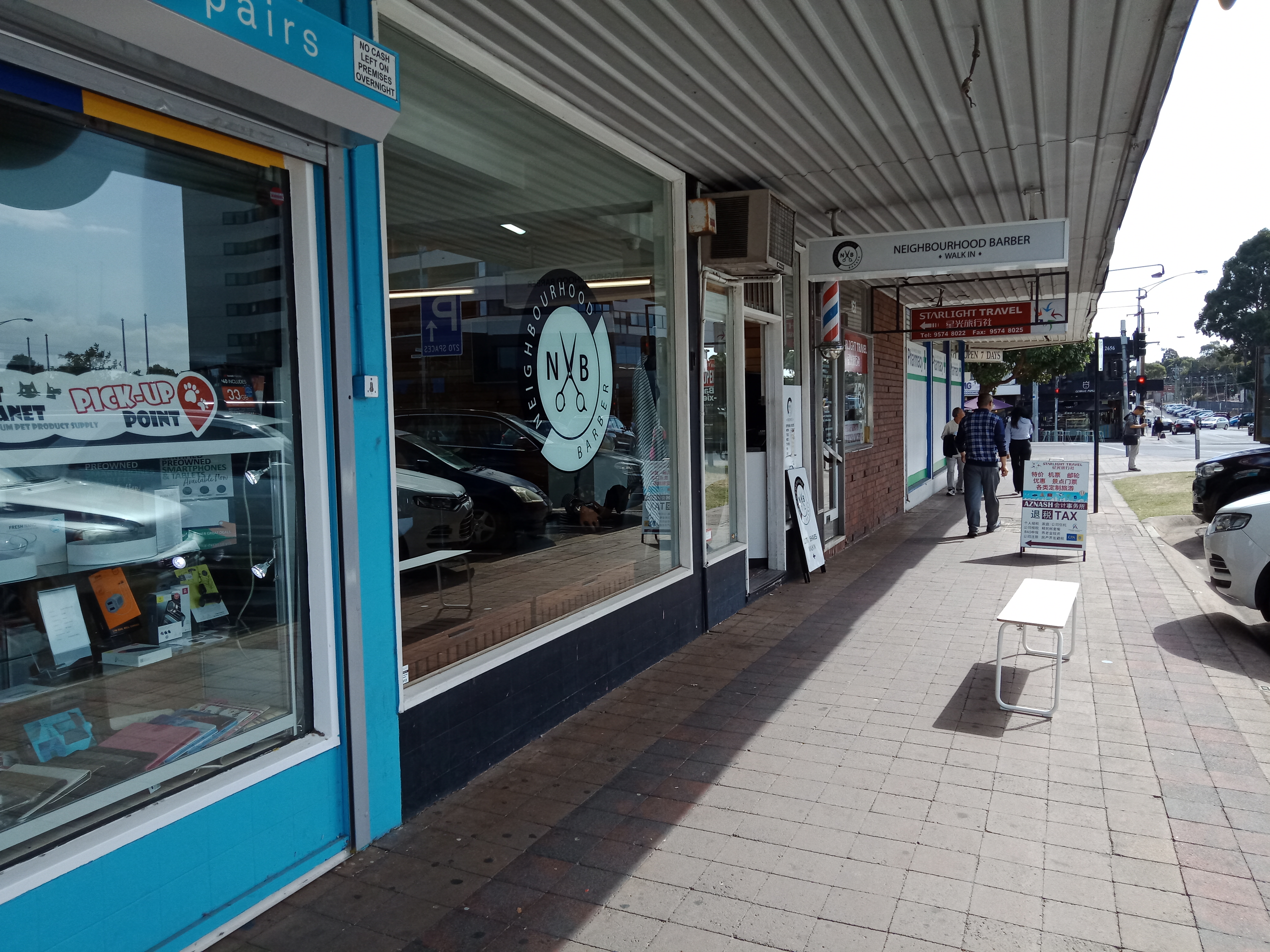 Neighbourhood Barber image 2