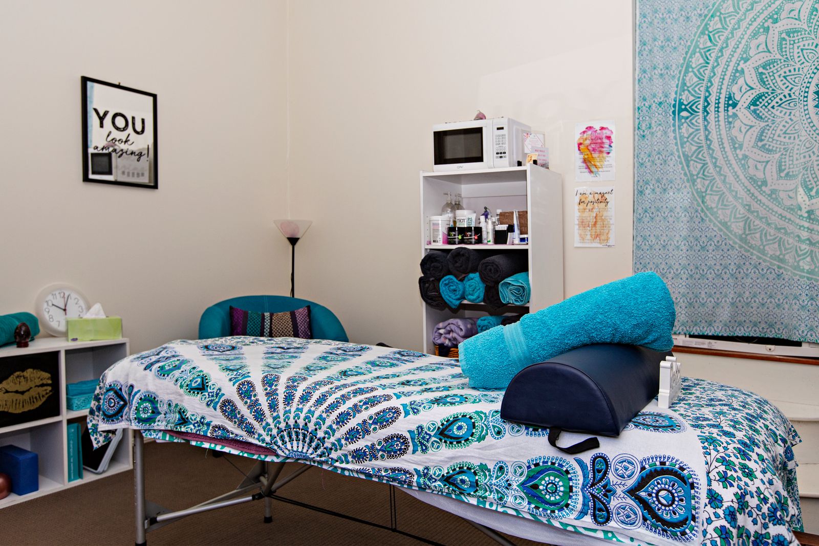 A Tight Knot Massage image 5