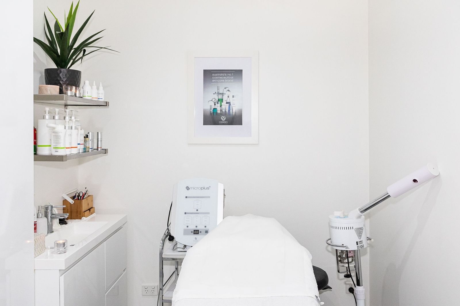 Beauty On Main image 3