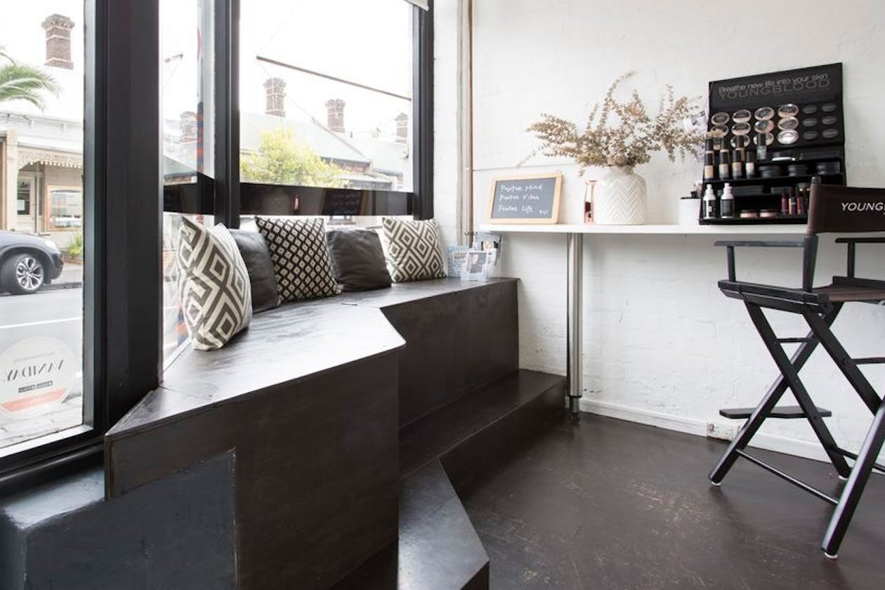 Luella Beauty Bar image 2