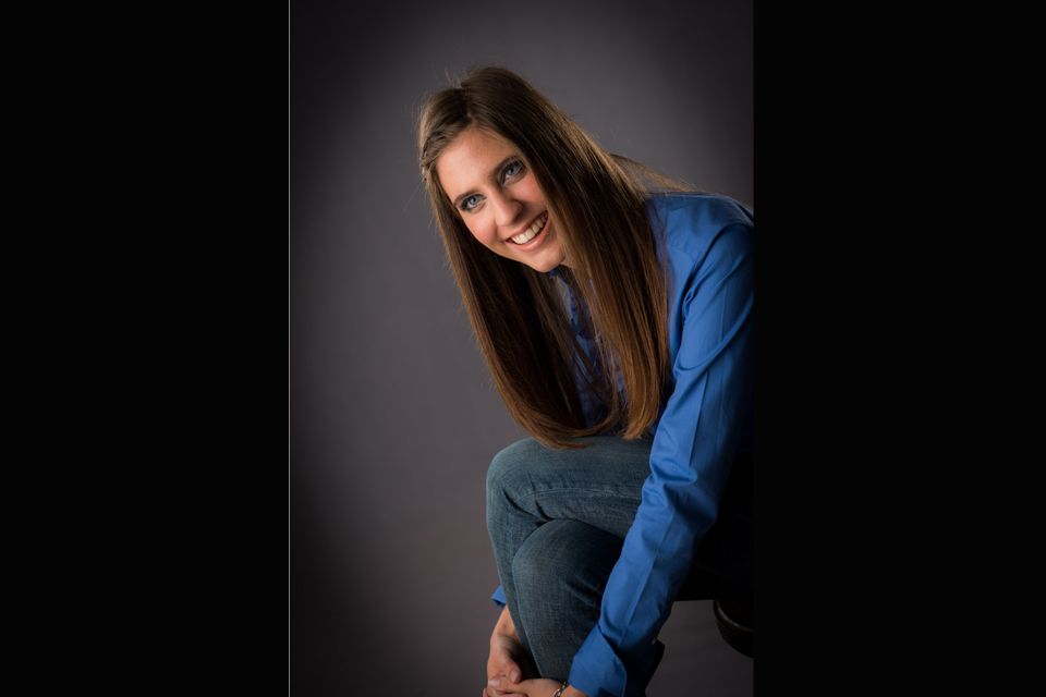 Living Glamour Makeup Studio image 12