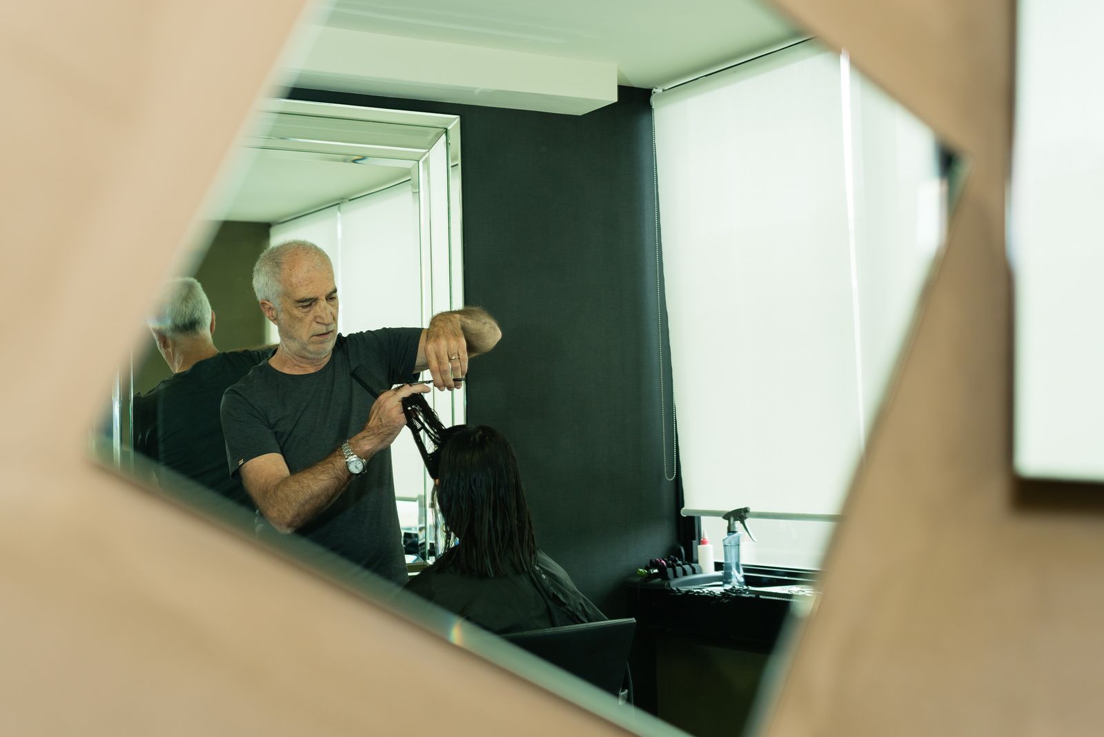 Dario Chicco Haircuts at VOI image 3