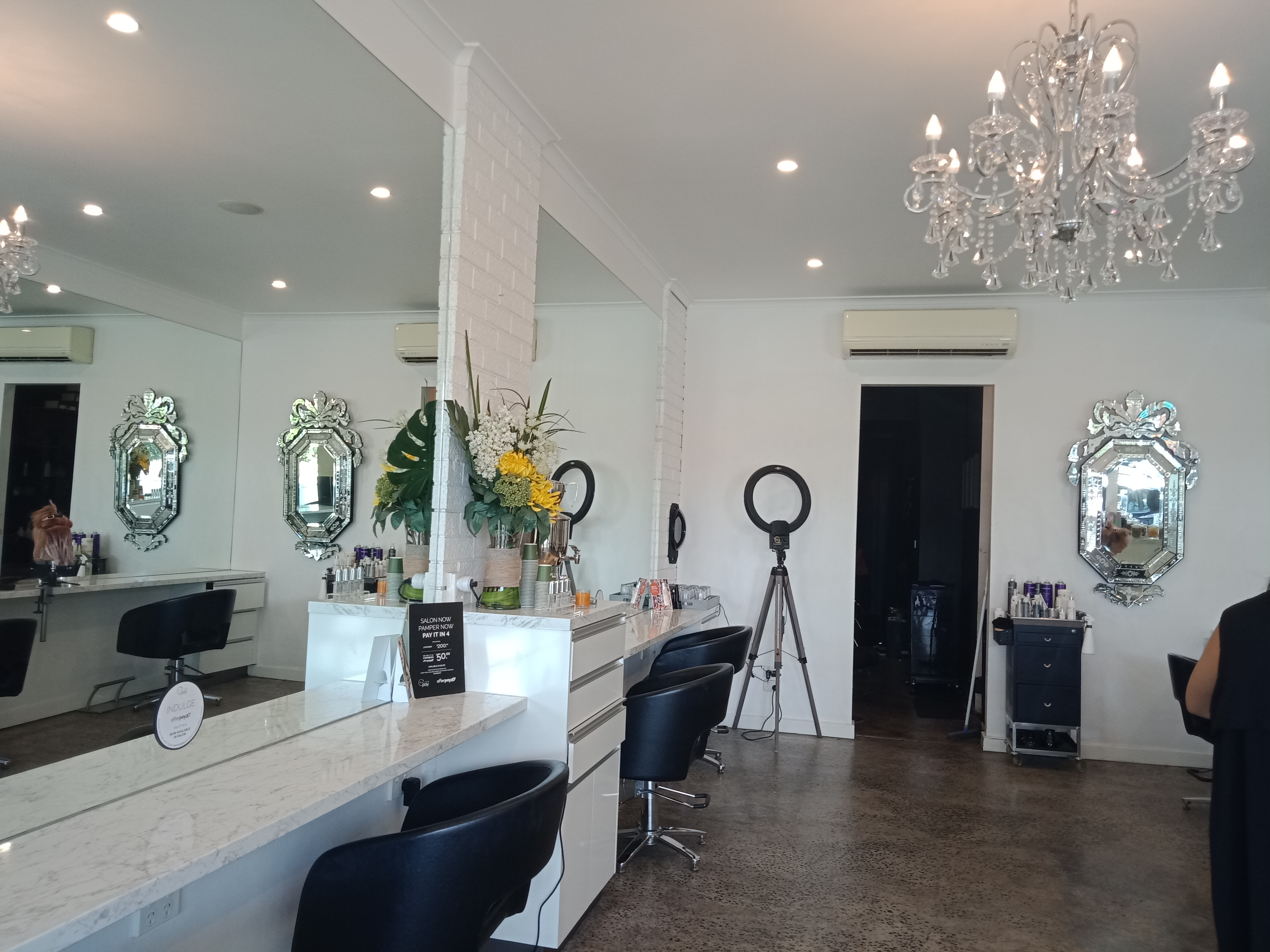 Markese Hair and Make Up image 6