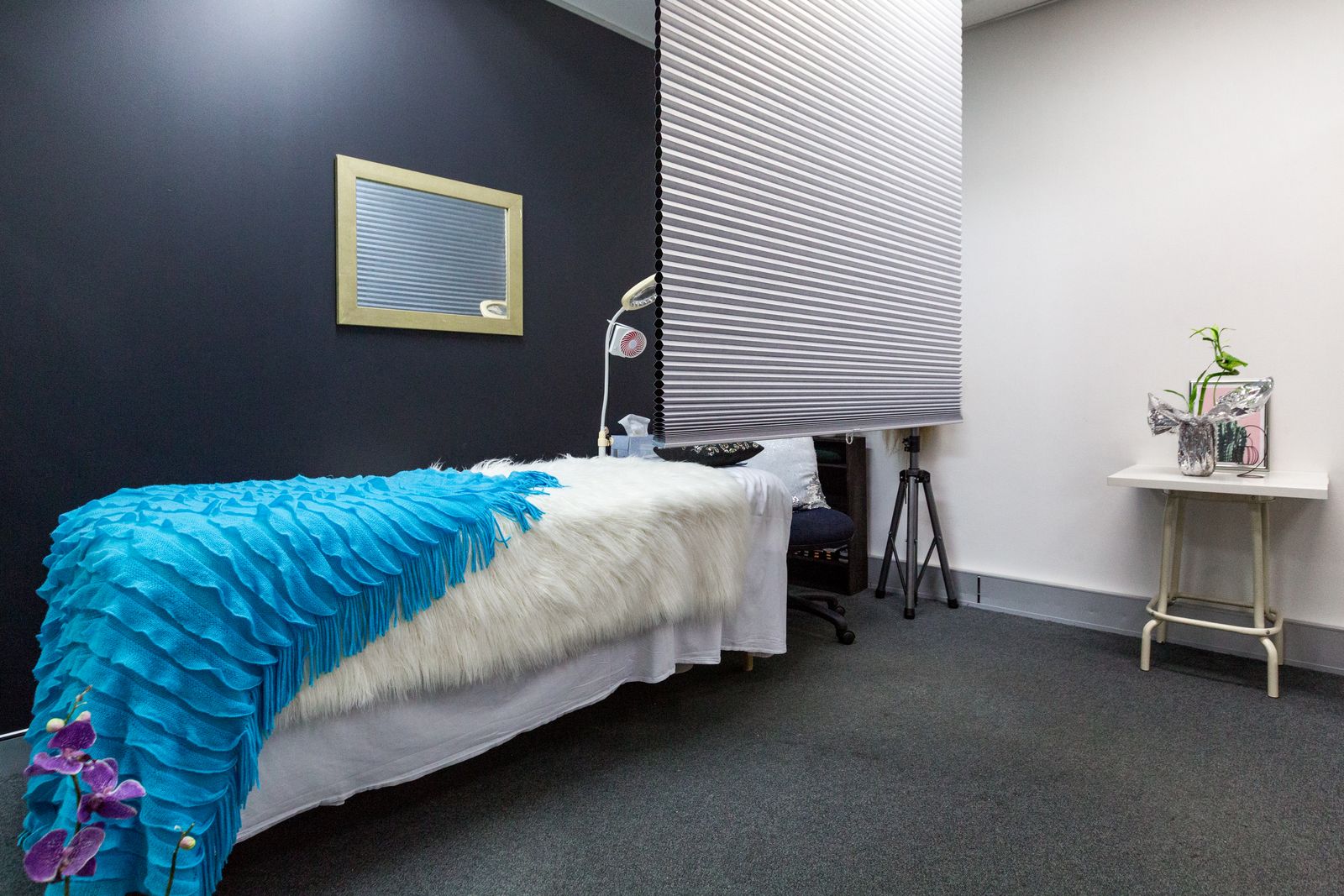 Superstar Attraction - Eyelashes & Beauty image 10