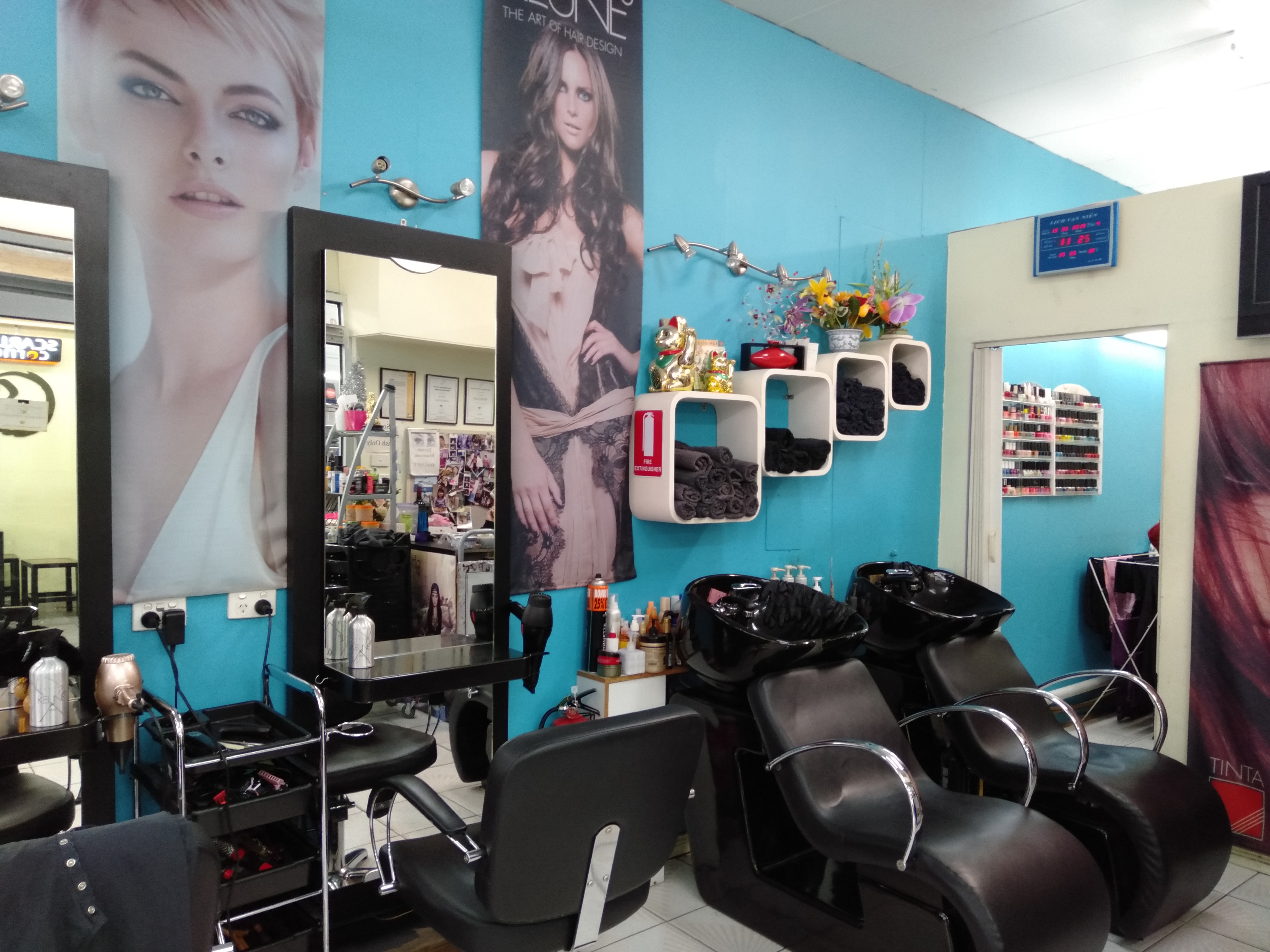 Vivi Hair Salon image 3