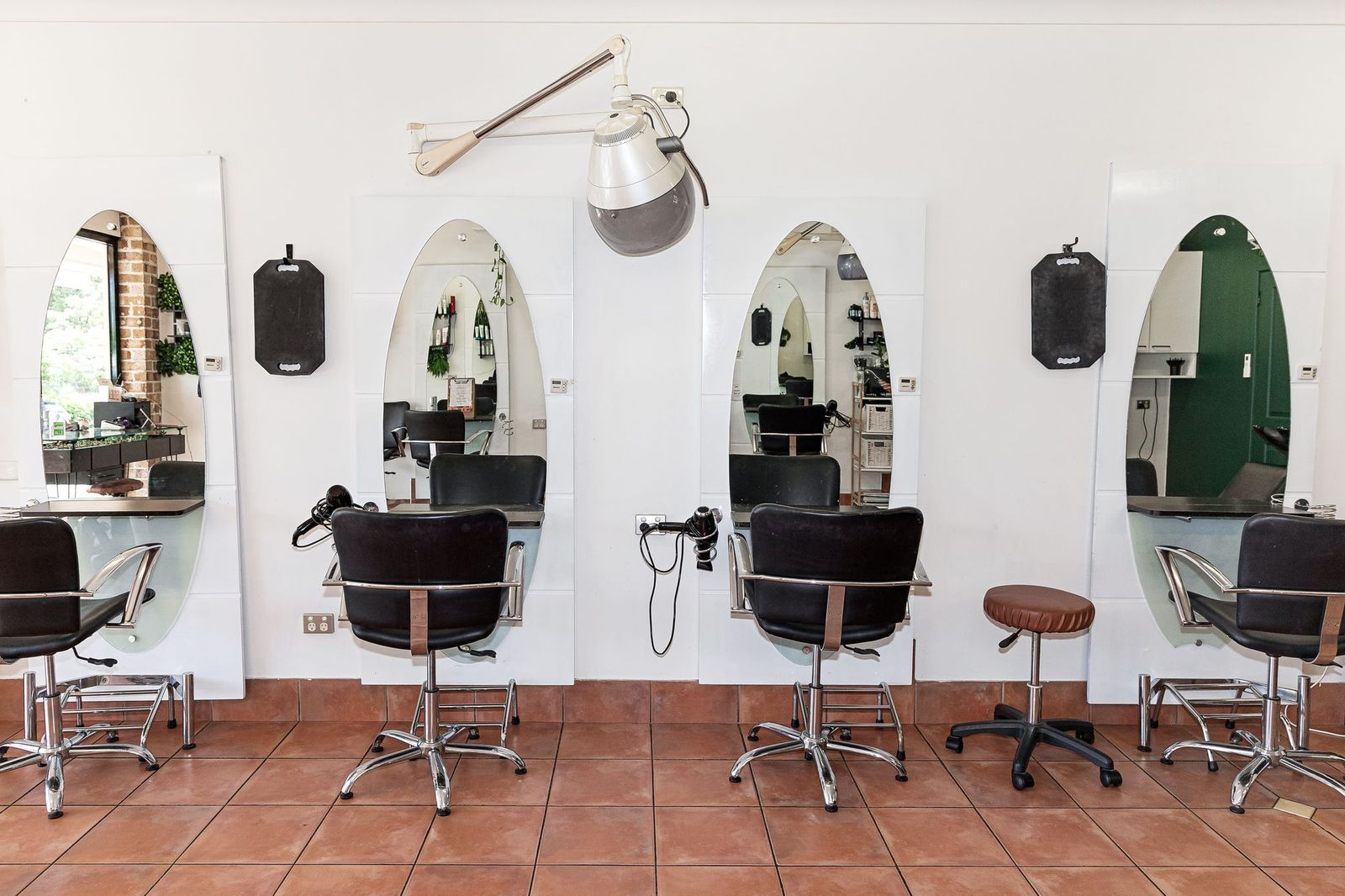 Top 20 Hair Extension Salons in Brisbane Bookwell