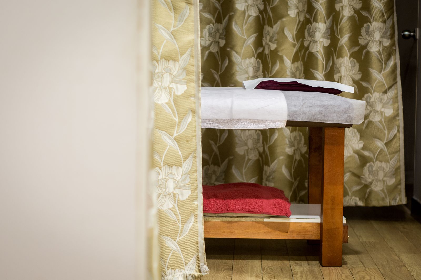 Magic Massage and Acupuncture Campbelltown image 8