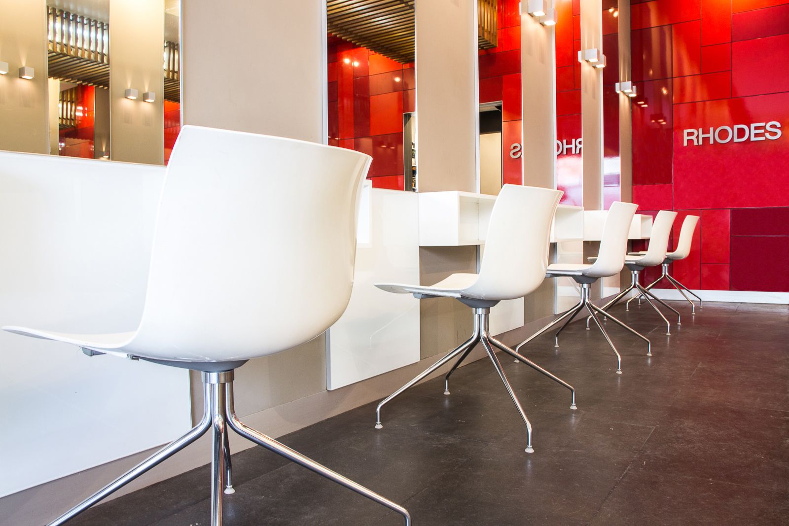 Rhodes Hair and Spa image 4