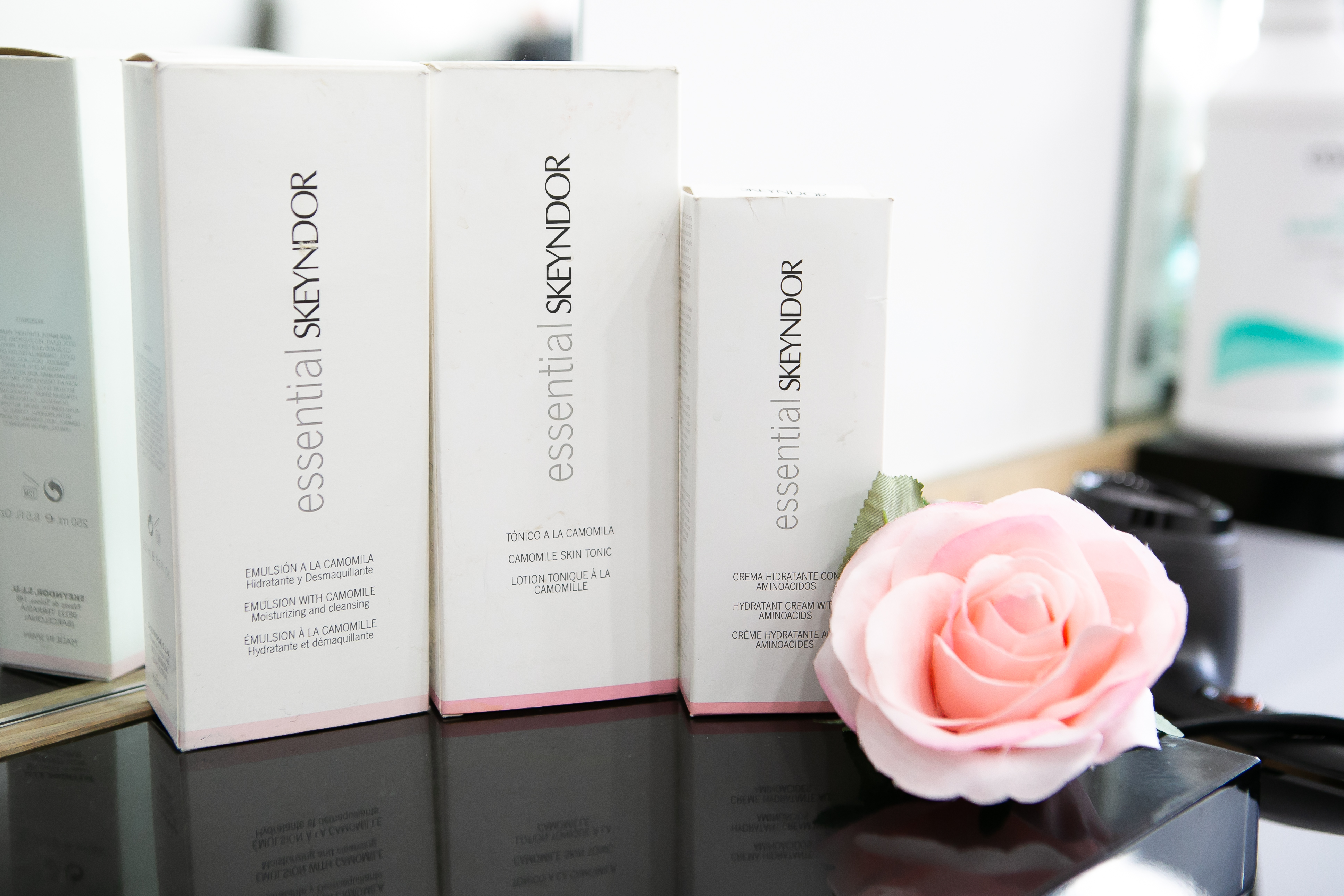 Taj Beauty Salon image 6