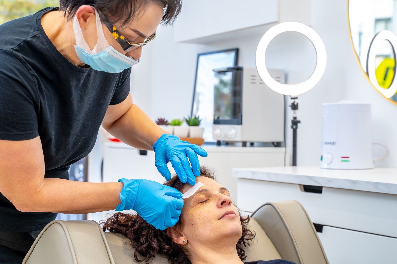 Seven Salon image 16