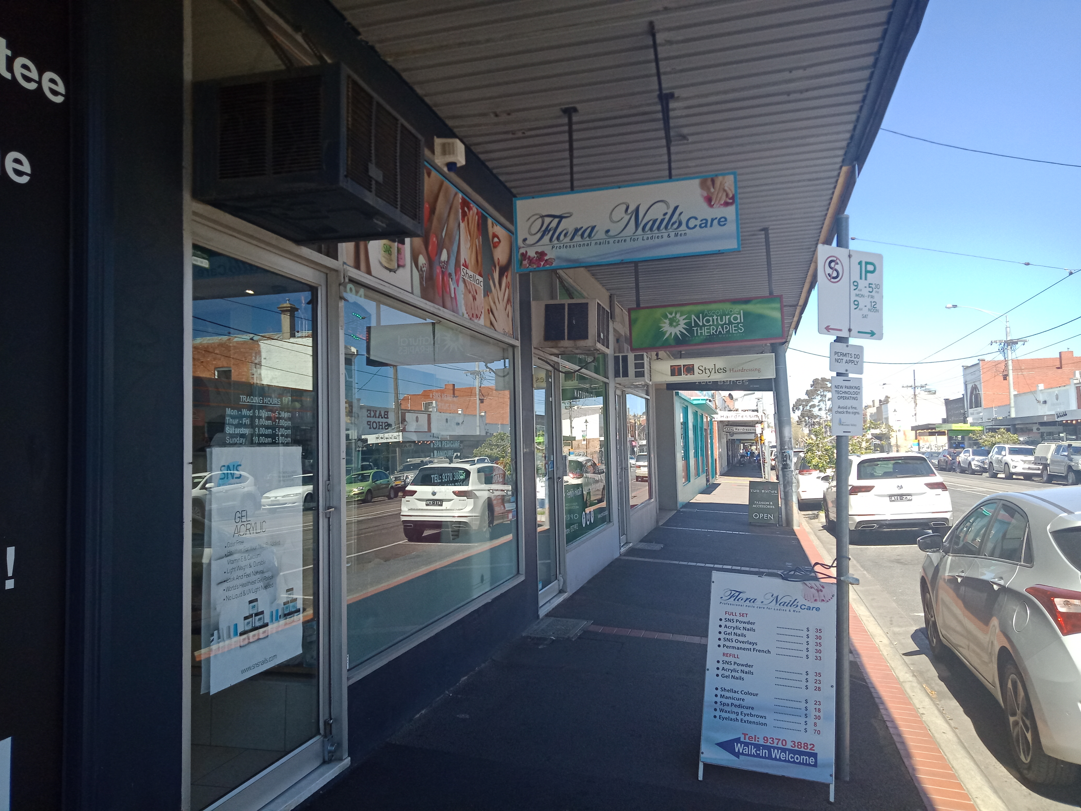 Flora Nail Care image 2