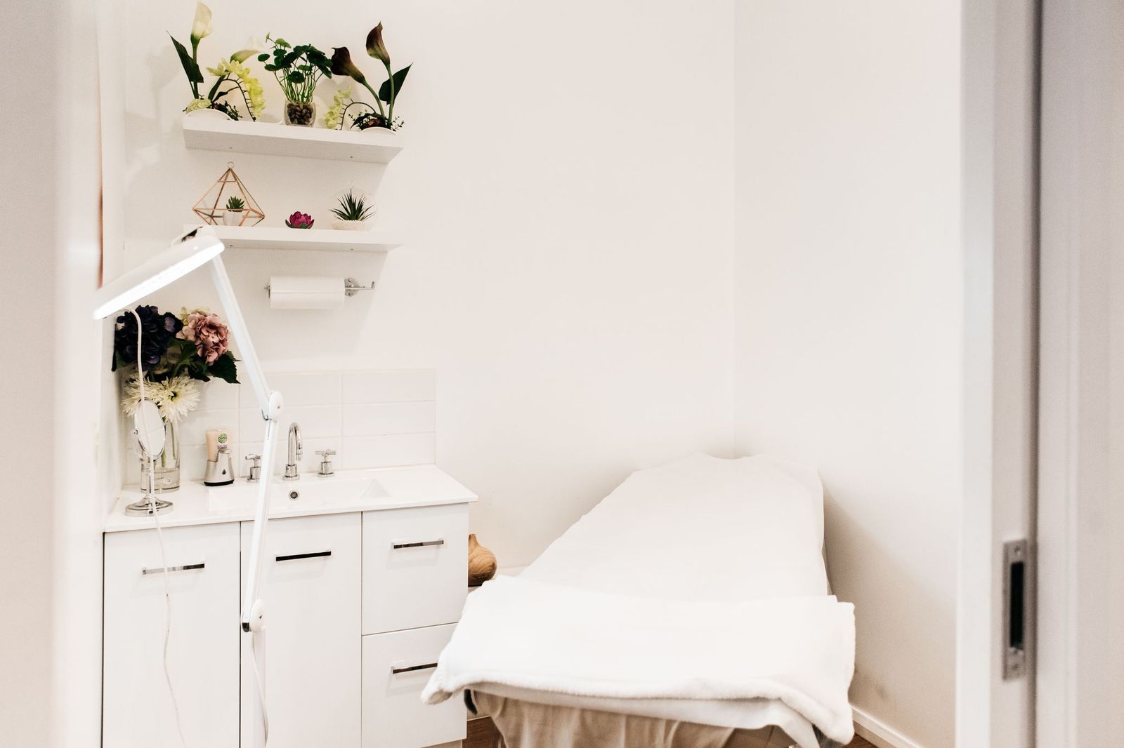 Beauty Brow & Lash Bar image 4