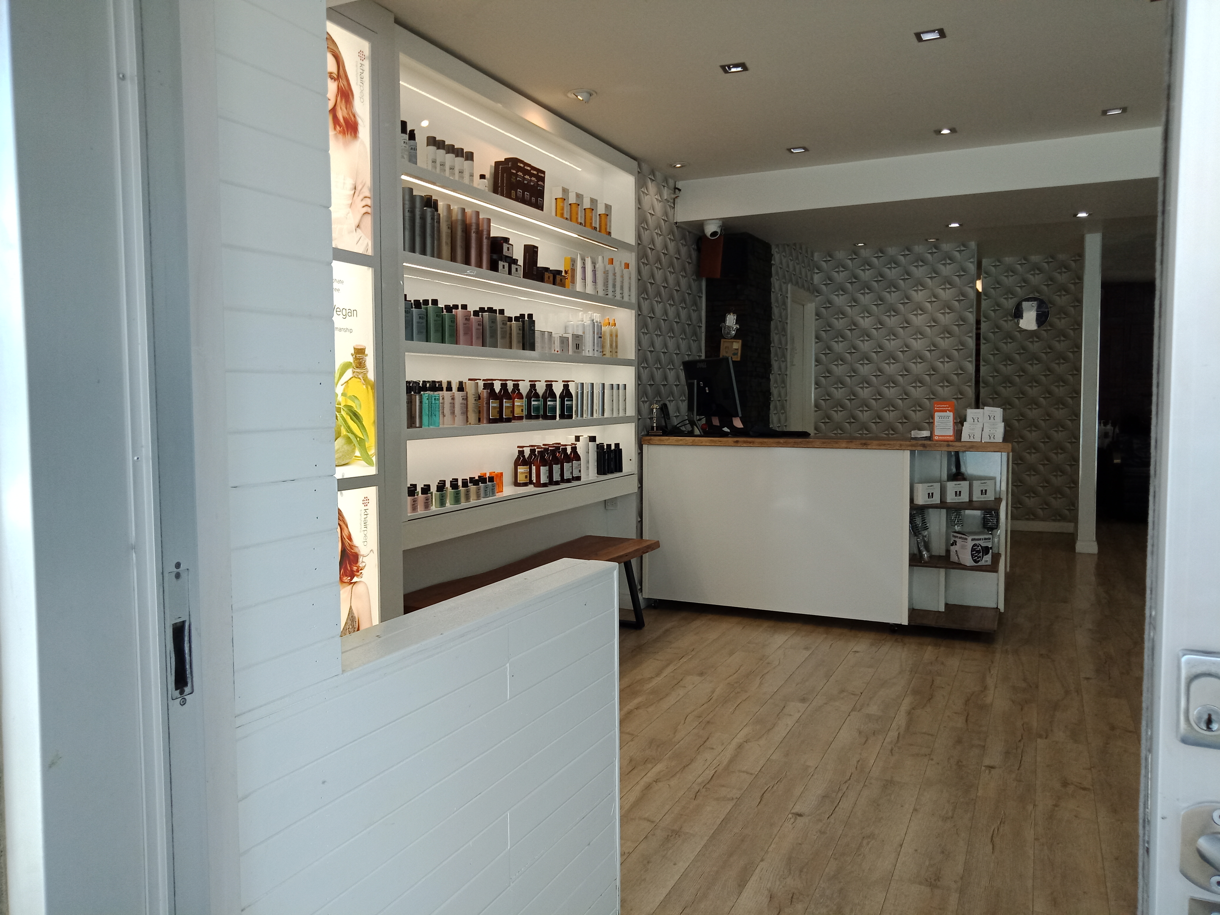 Yan Refael Hair & Beauty image 3