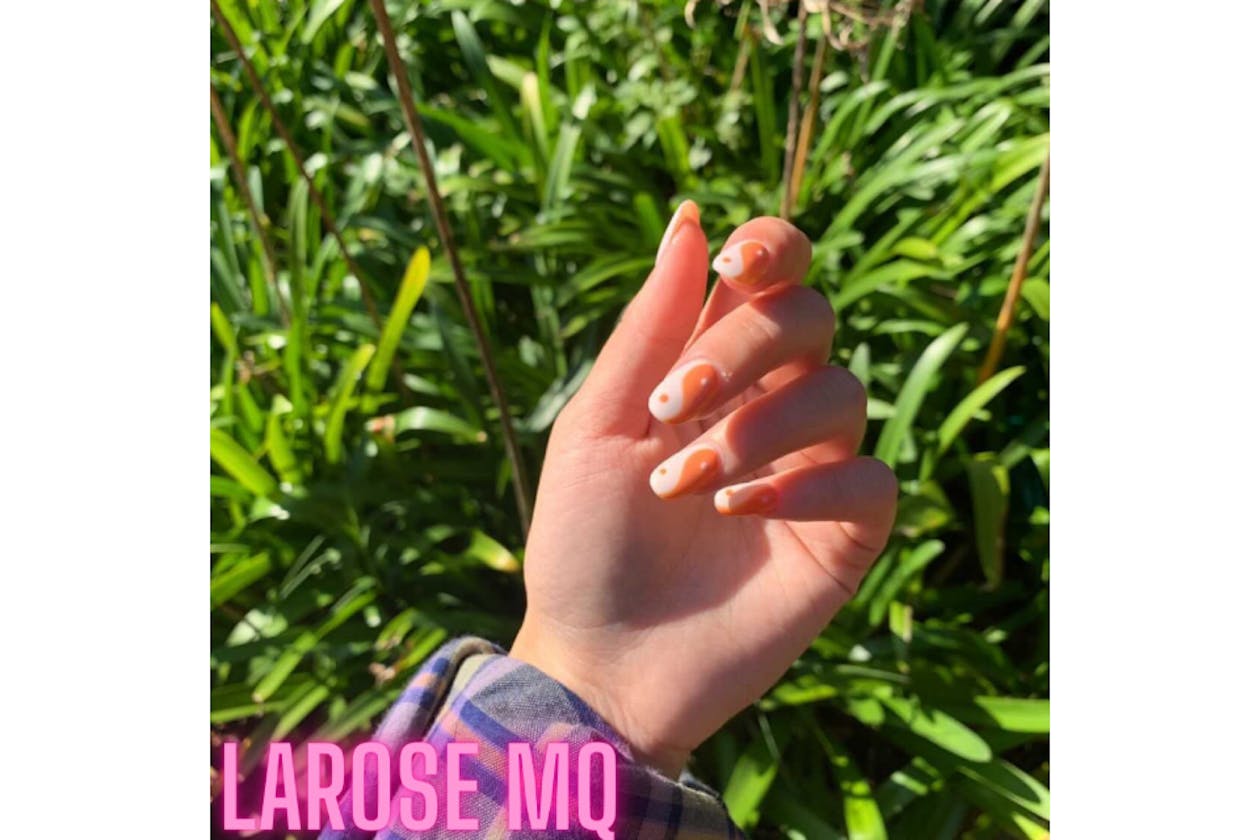 Larose Nails & Beauty image 1