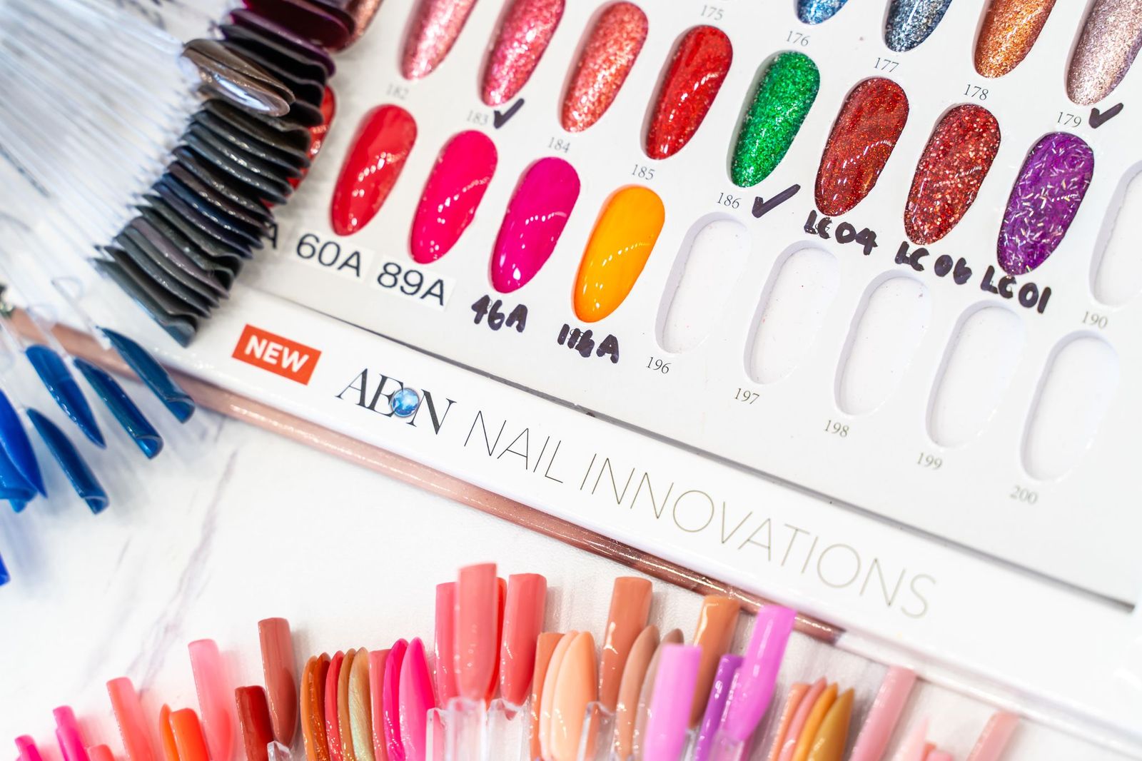 Nails and Beauty by Hannah (Nuyu) Malvern Nails SNS Nails Bookwell