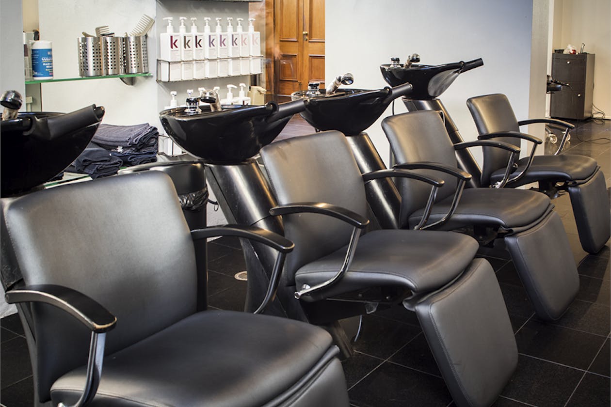 Head Over Heels image 5