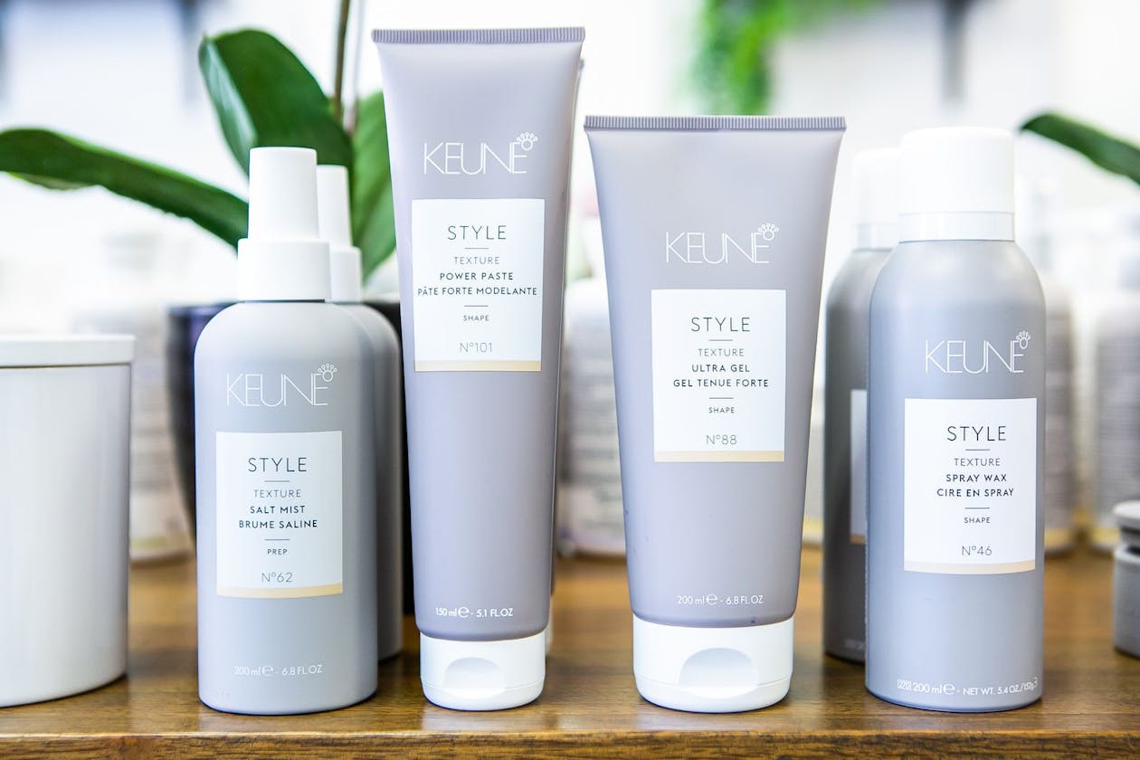 Wild Hare Salon image 9