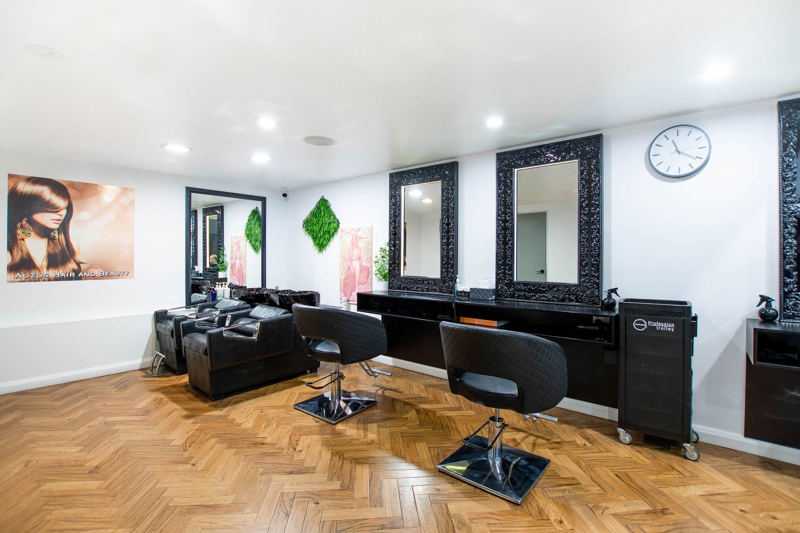 Auzus Beauty image 6