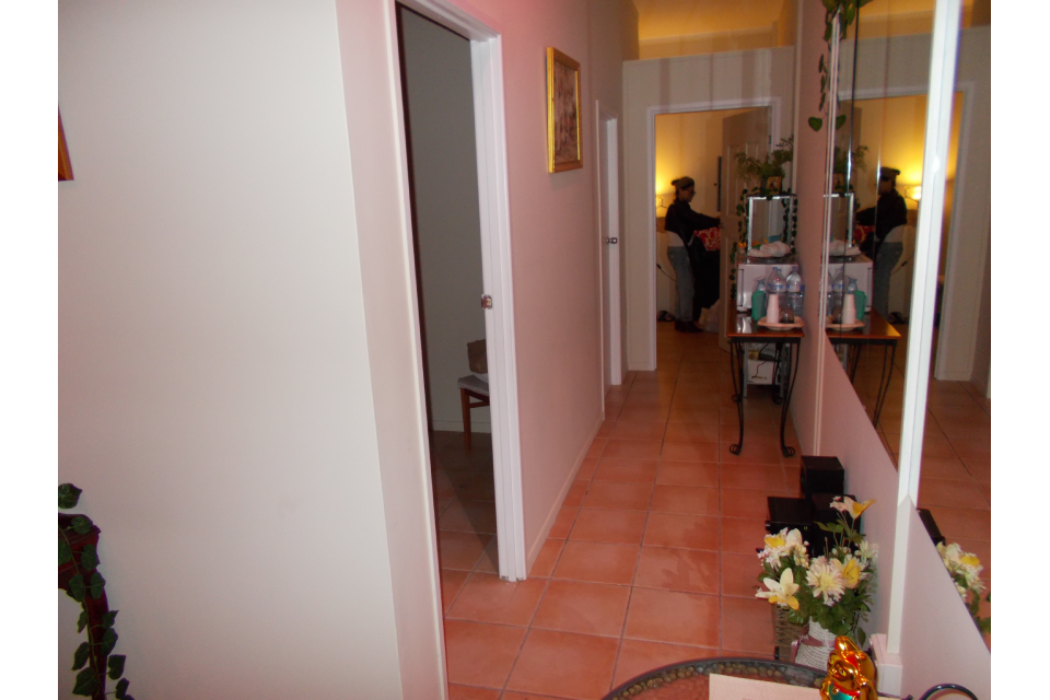 Ellie's Chinese Massage image 3