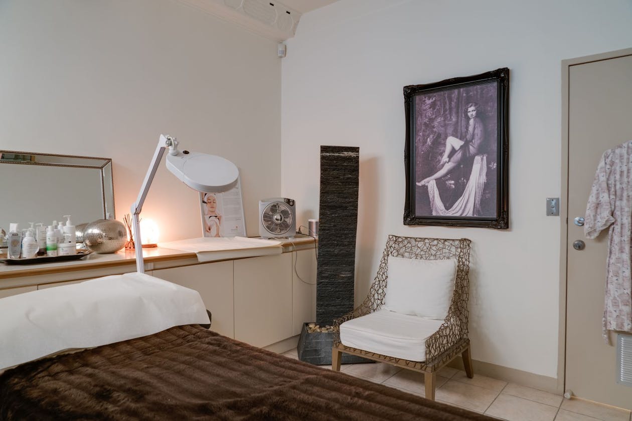 Minoo's Laser and Beauty image 6