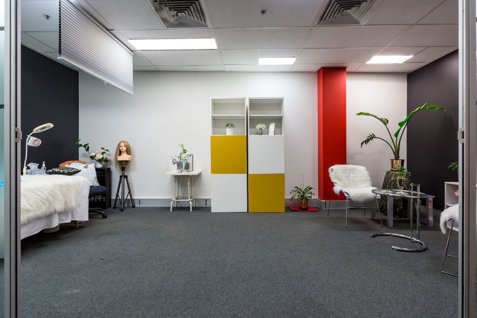 Superstar Attraction - Eyelashes & Beauty image 12