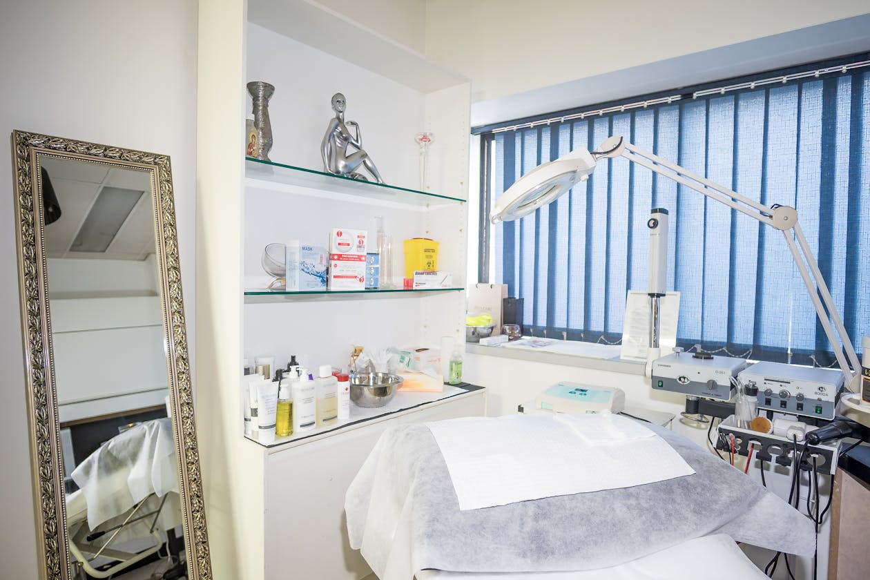 Advanced Esthetique Beauty Clinic image 5