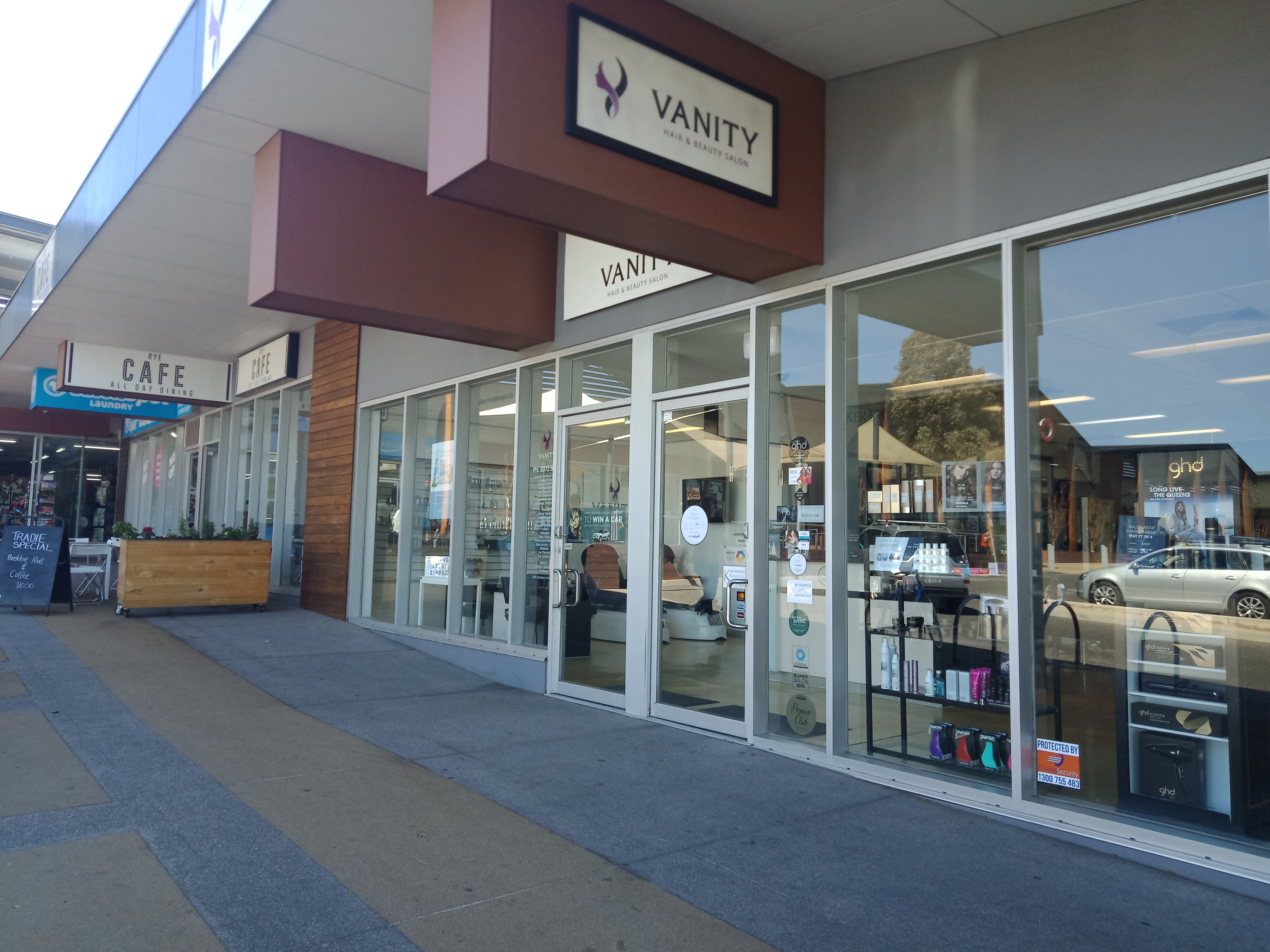 Vanity Hair and Beauty Salon image 2