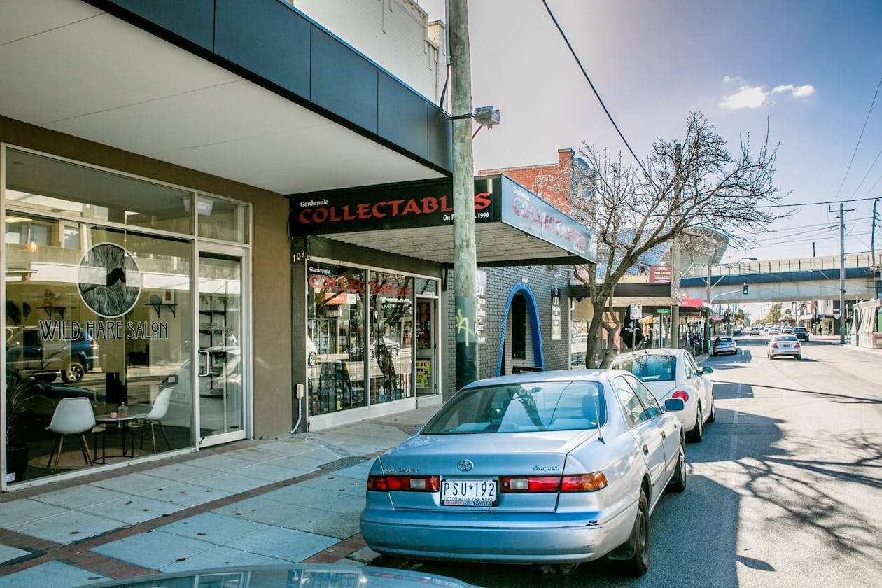 Wild Hare Salon image 18