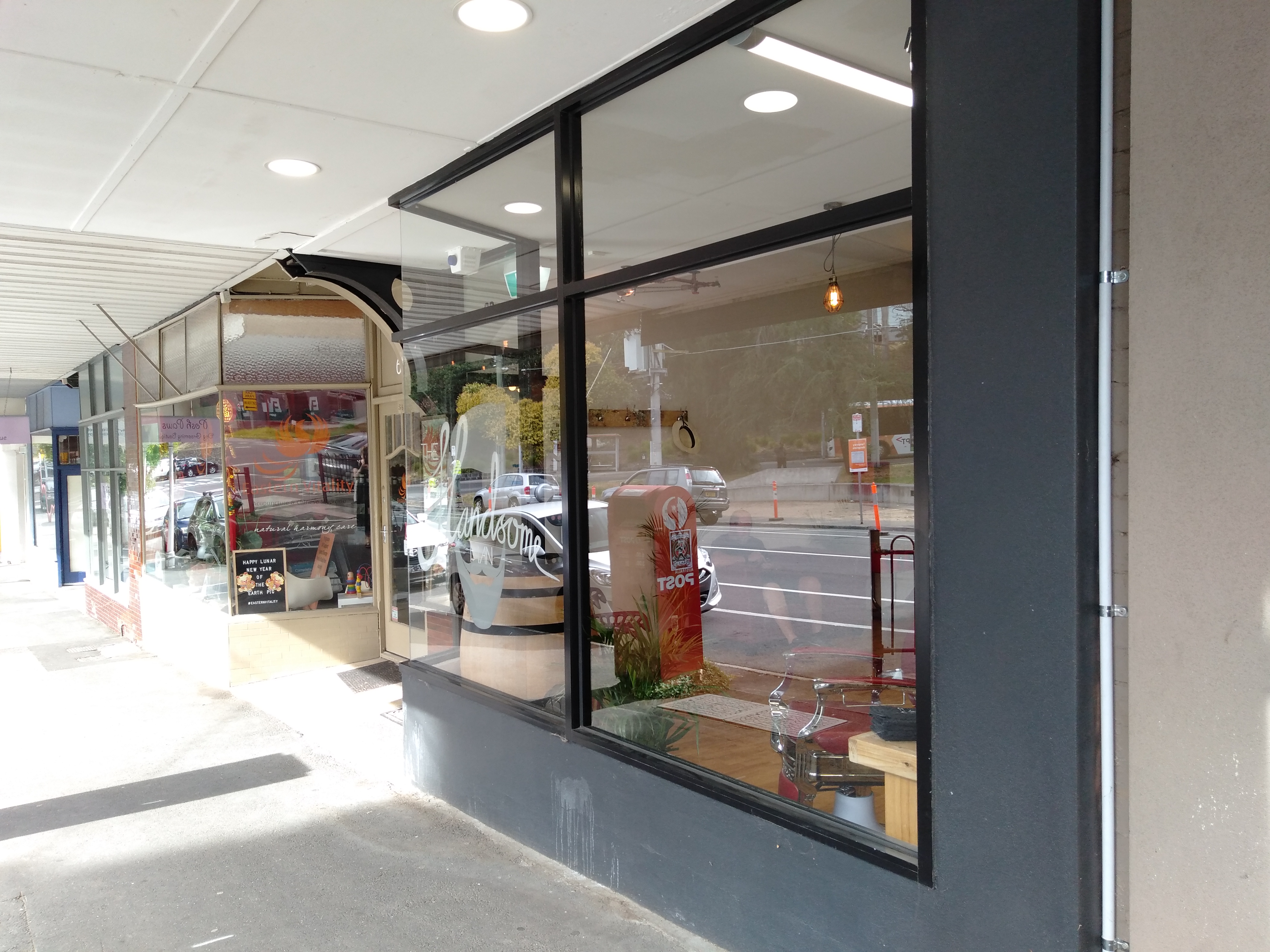 The Handsome Man image 2