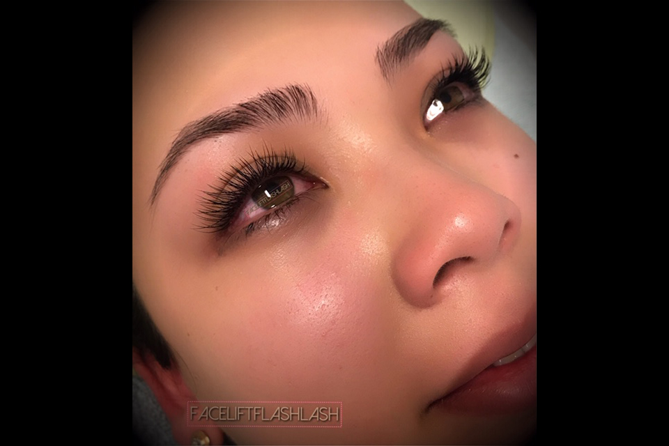 Face Lift Flash Lash image 6