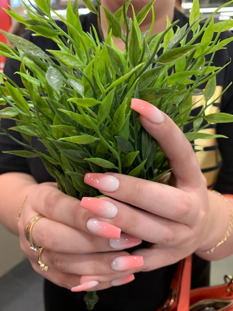 Kimmys Hair Nails & Beauty image 44