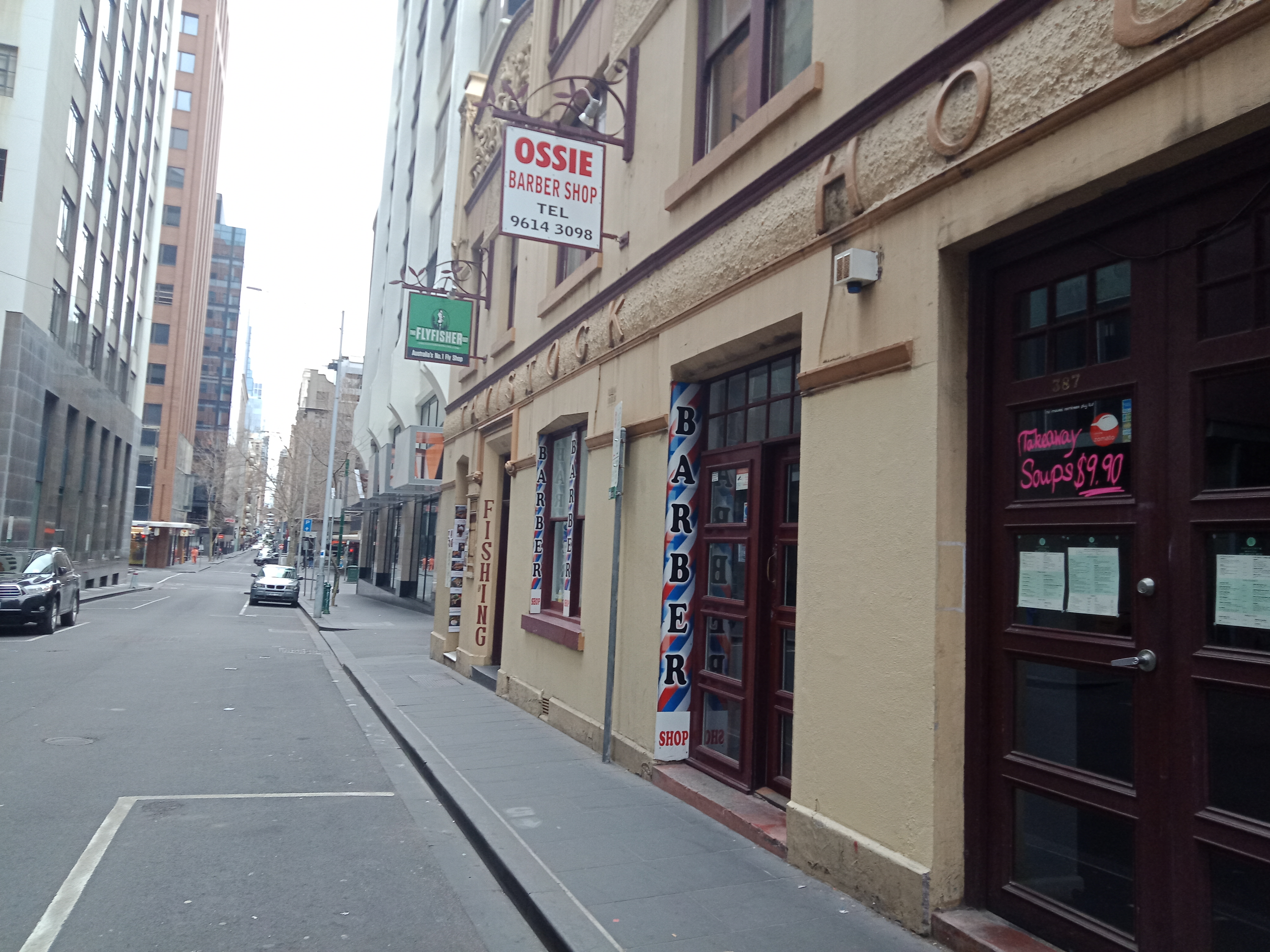 Ossie's Barber Shop image 2