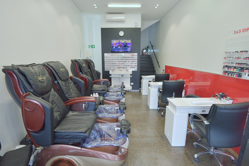 Greville Nails image 8