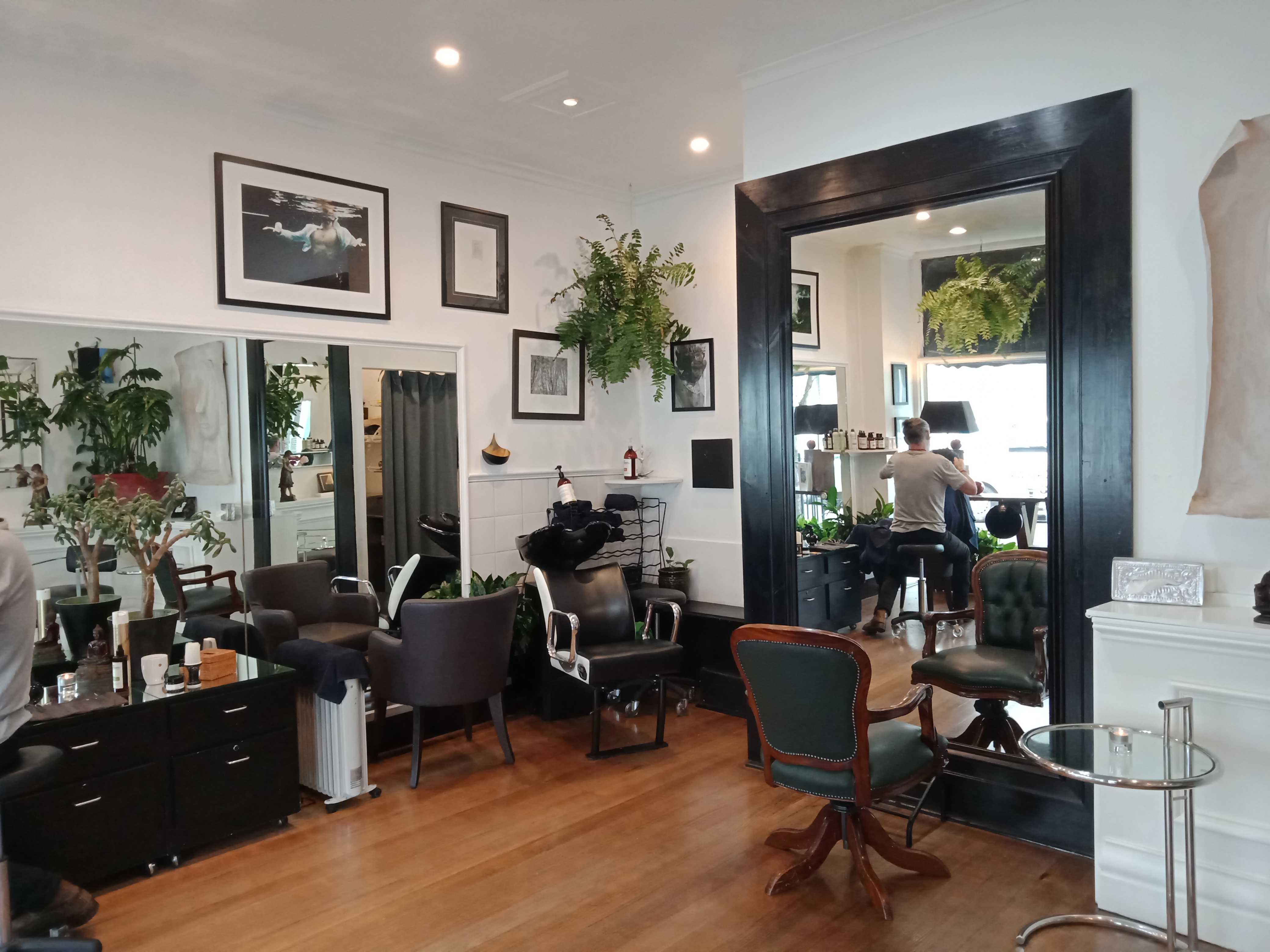 Elliot and Co image 3